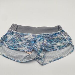lululemon Speed Short 2.5” low-rise sz6 stripes